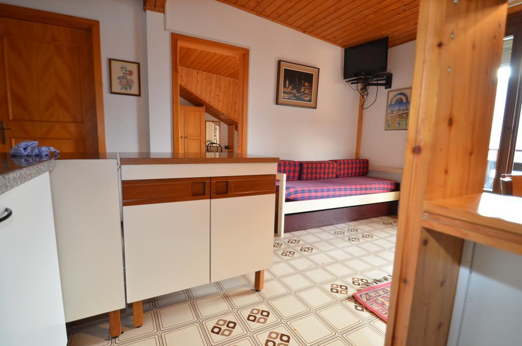 Trentino Appartamenti Oss Tenna Buitenkant foto